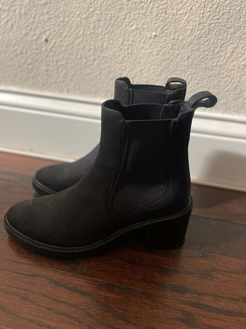 Thursday Boot Co. Everyday Chelsea Boots Black Size 6.5 US - Picture 2 of 8
